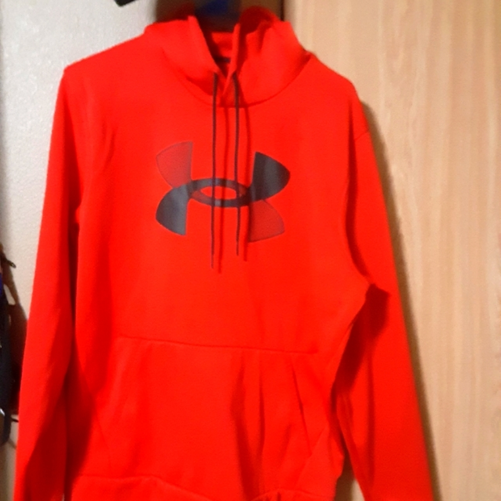 Under Armour Hoodie